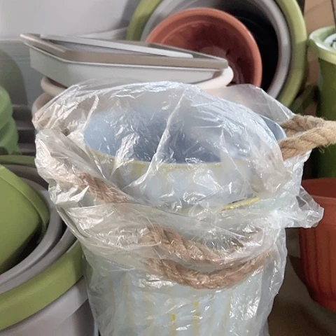 树脂蓝色铁桶4个