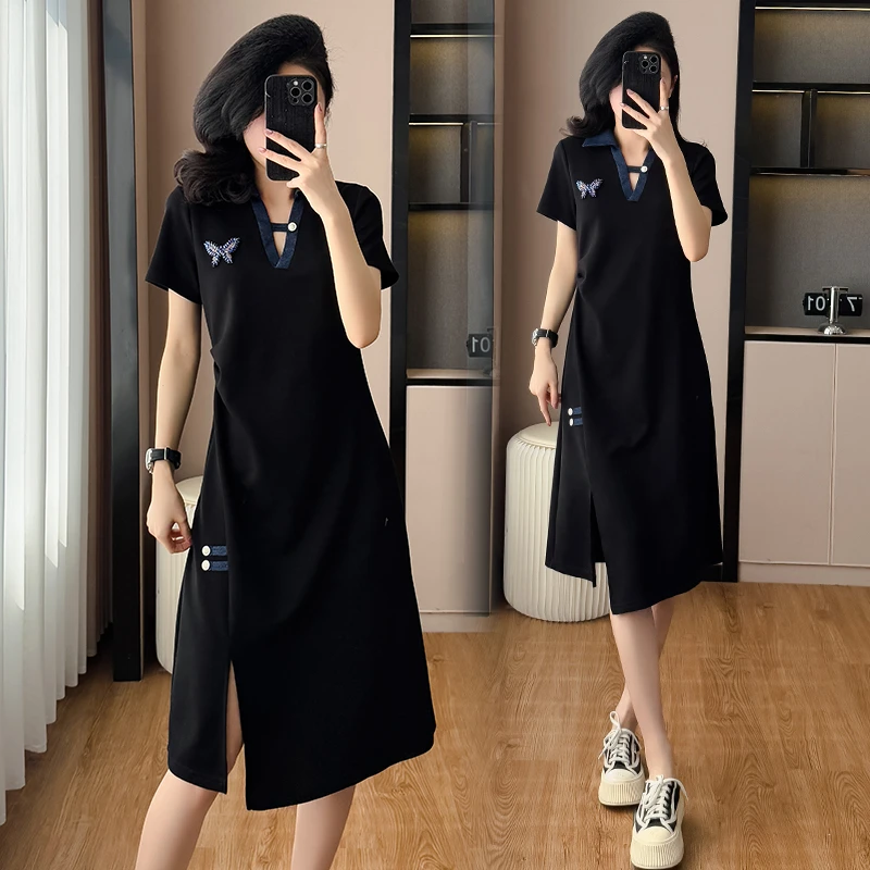 轻奢气质设计感洋气牛仔拼接V领连衣裙女夏大码减龄显瘦百搭裙子