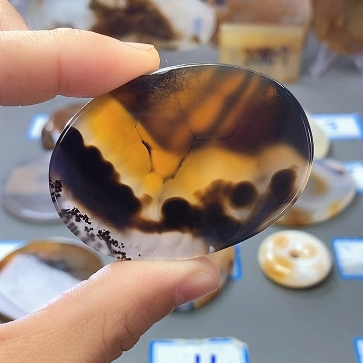 玛瑙/玉髓未镶嵌珠宝半成品