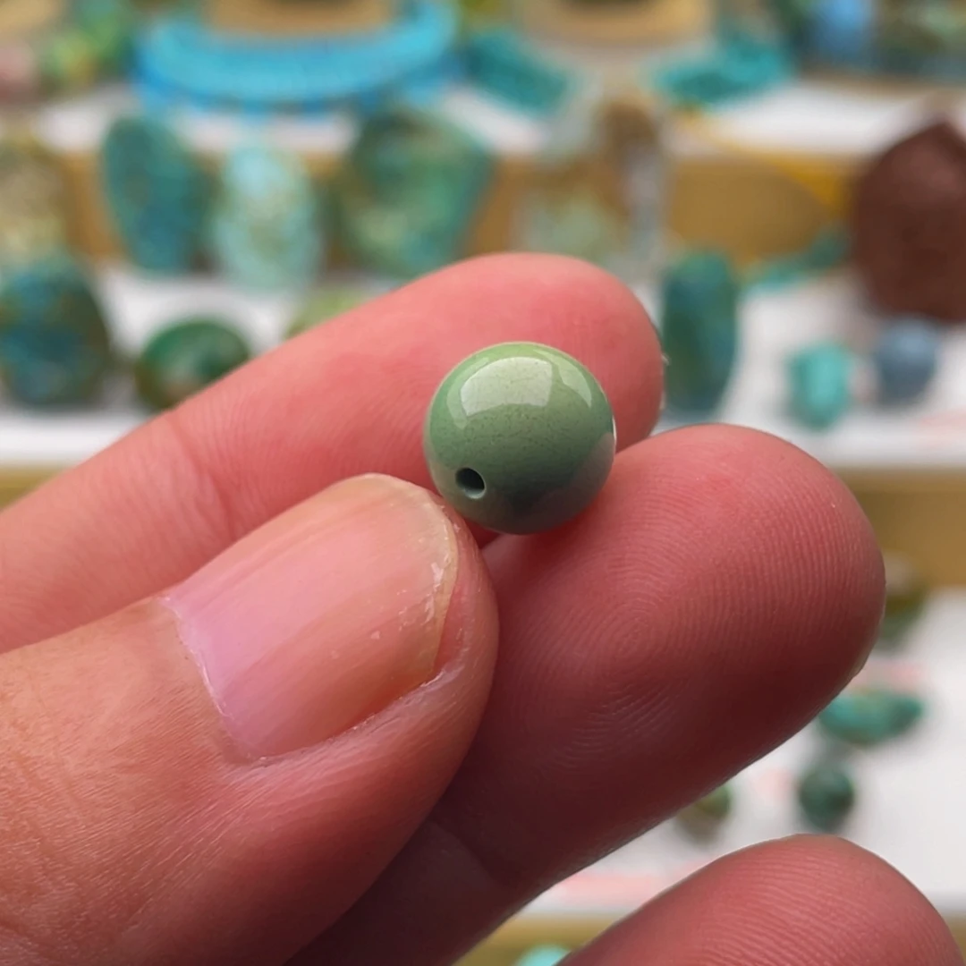 未镶嵌绿松石原矿绿松石