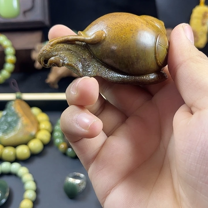 用***1岫岩河磨玉（透闪石质玉）未镶嵌手链