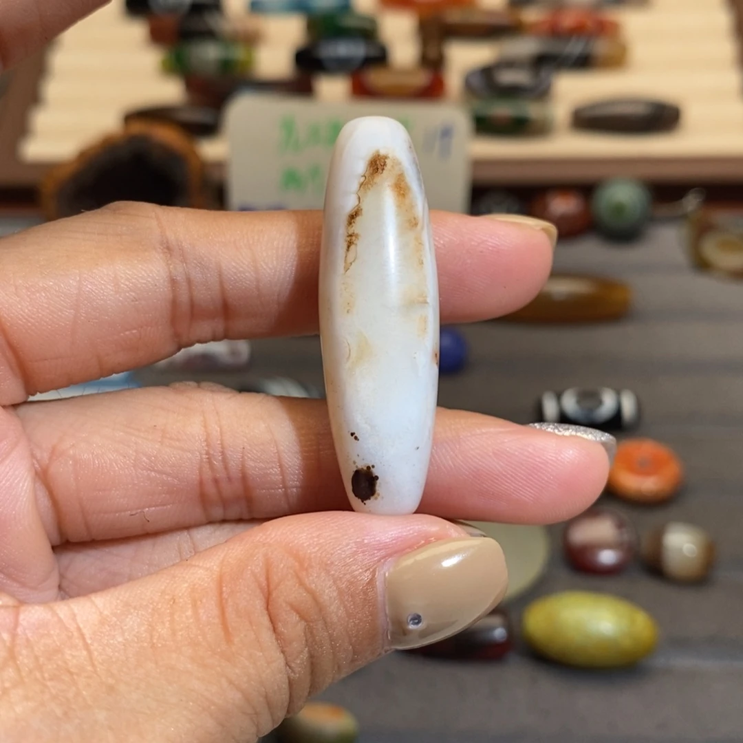 鄺***訴未镶嵌手链玛瑙/玉髓