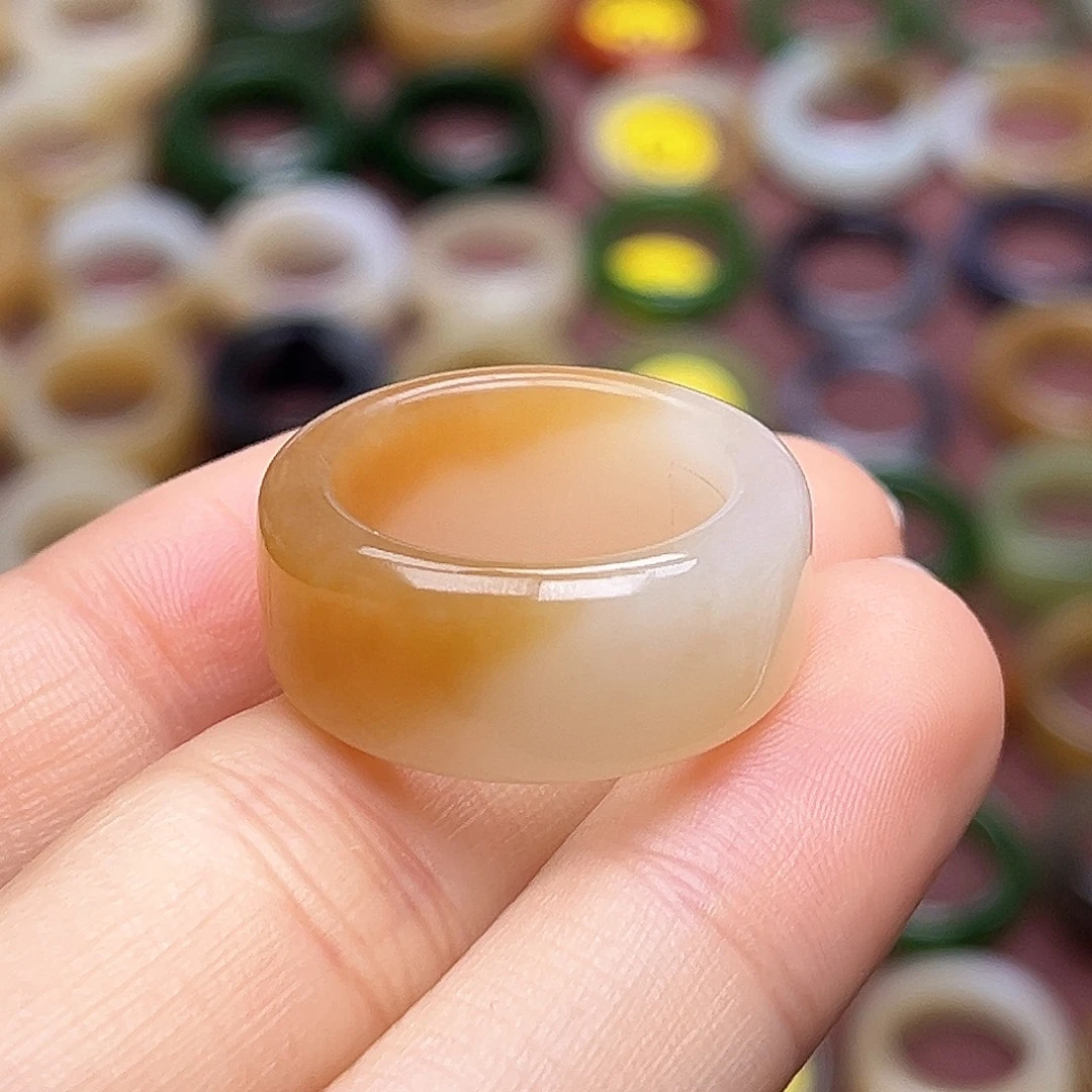 和田玉未镶嵌戒指17.6日照金山