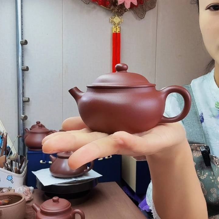 封***山茶壶紫砂君玉半手,140毫升
