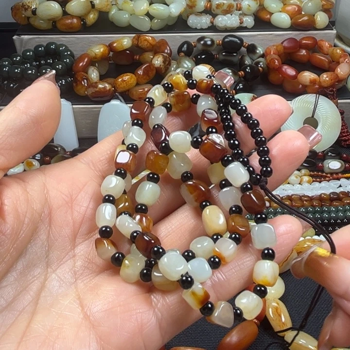 和田玉未镶嵌手串