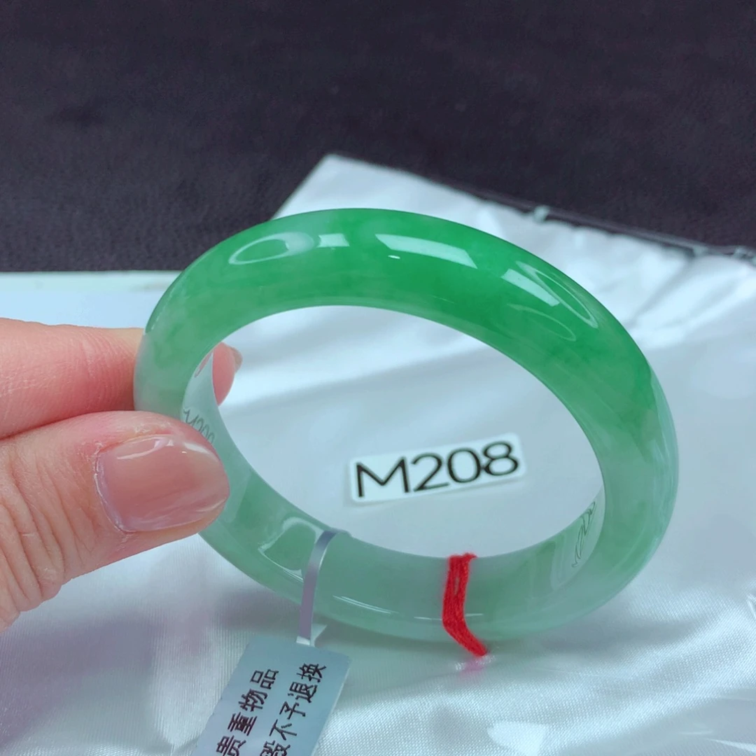 翡翠手镯未镶嵌手镯88