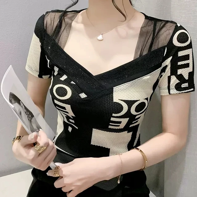 夏季2025新款网纱拼接性感V领T恤女短袖时尚上衣半袖洋气小衫体恤