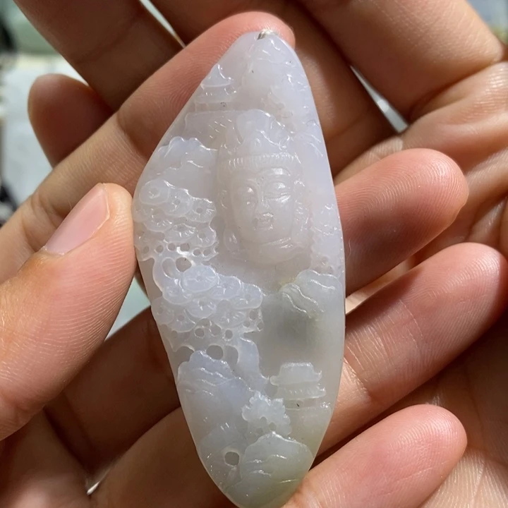 翡翠颈饰未镶嵌翡翠