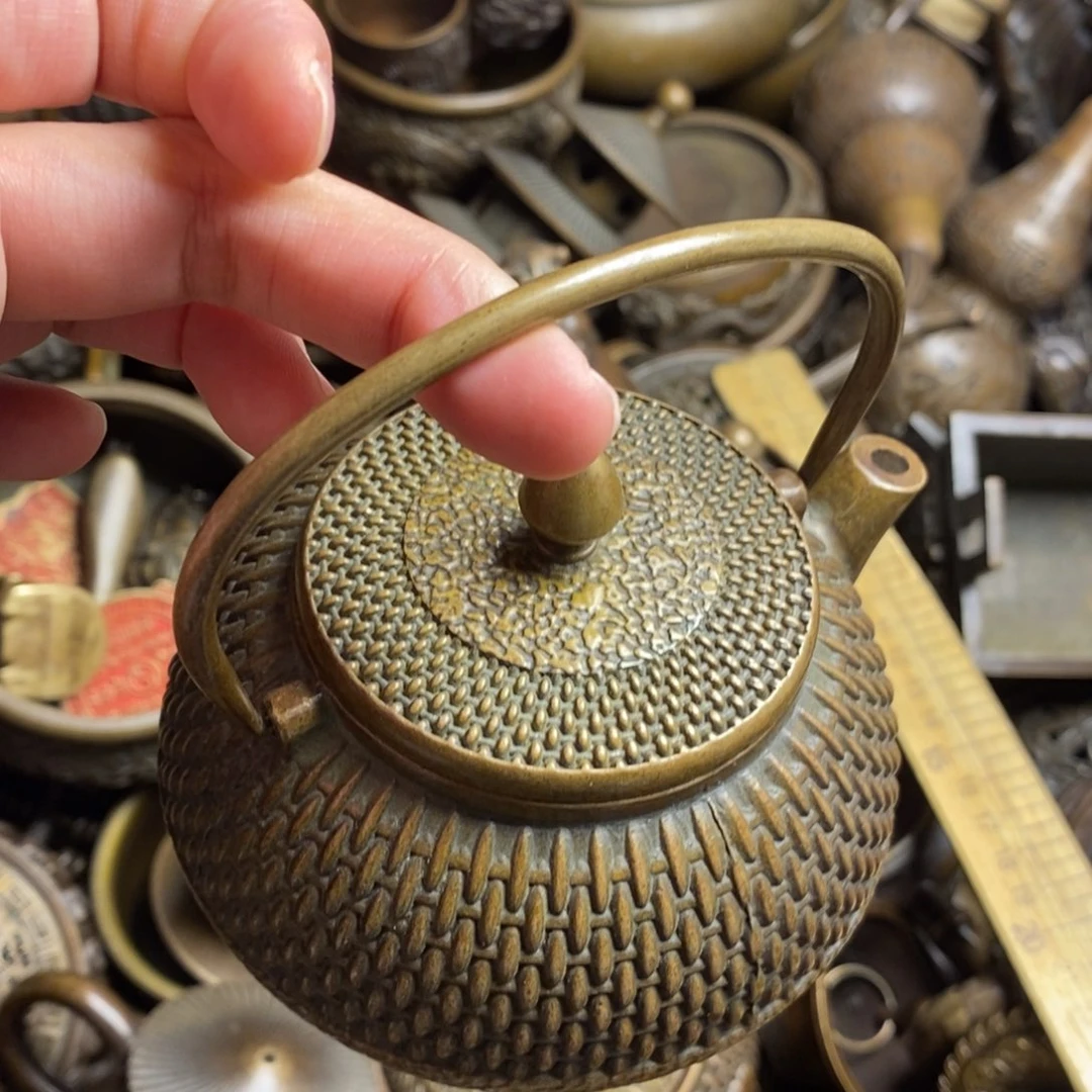 精美铜器做工精良