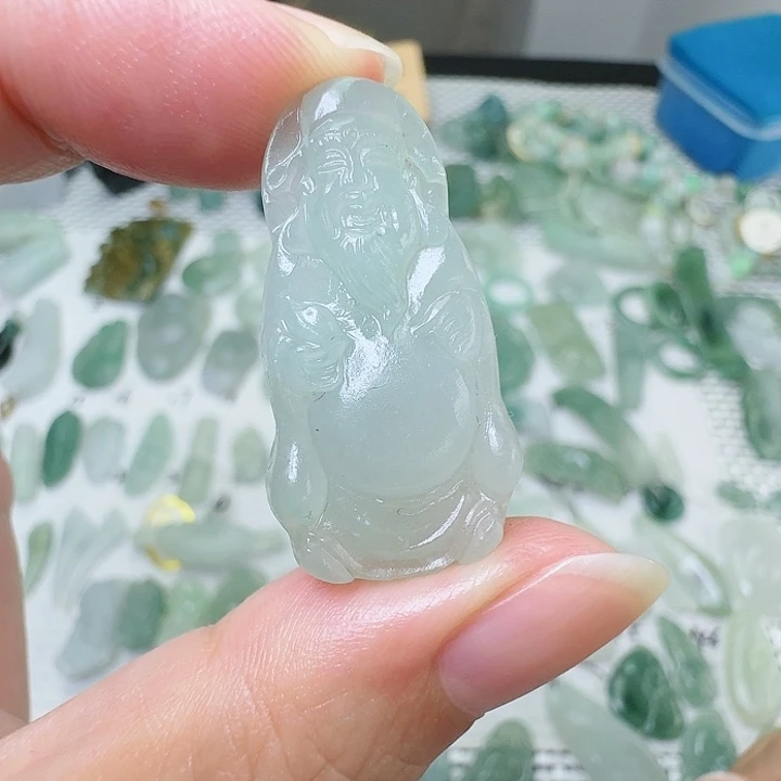 未镶嵌定制翡翠挂件
