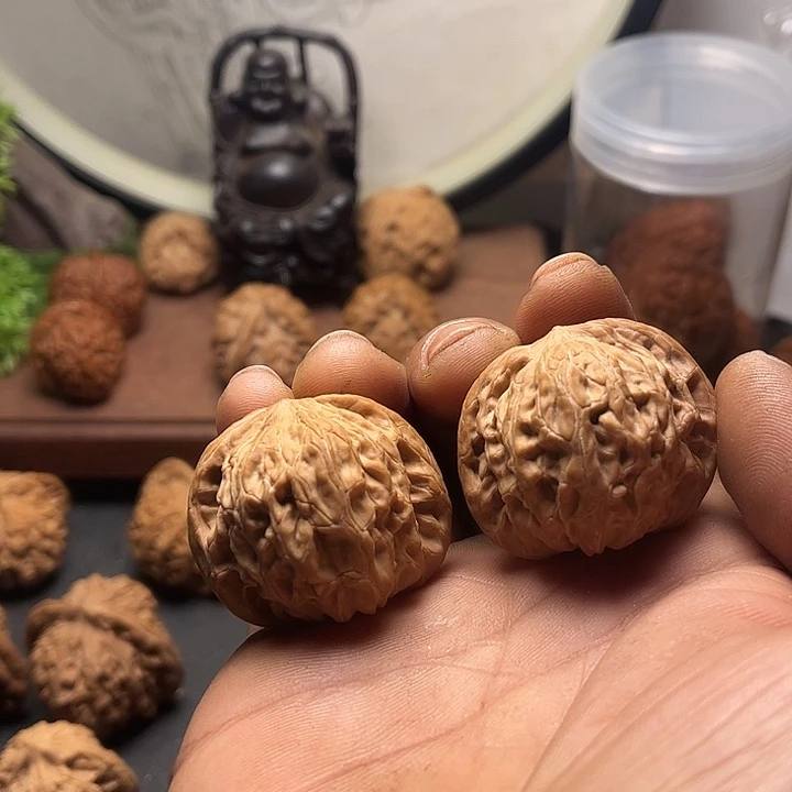 文玩核桃吊坠38磨