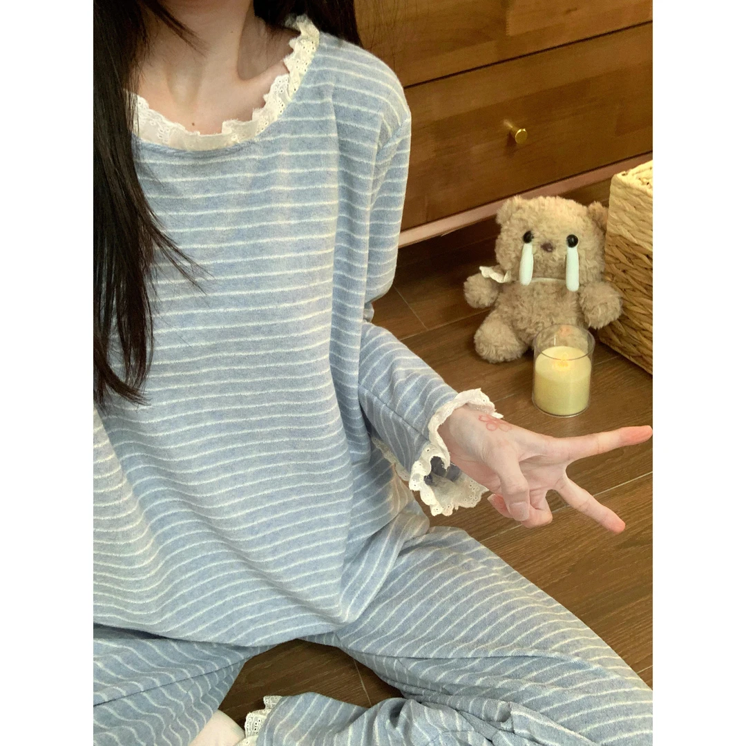 甜美撞色条纹蕾丝花边德绒睡衣女春秋季长袖长裤家居服套装可外穿