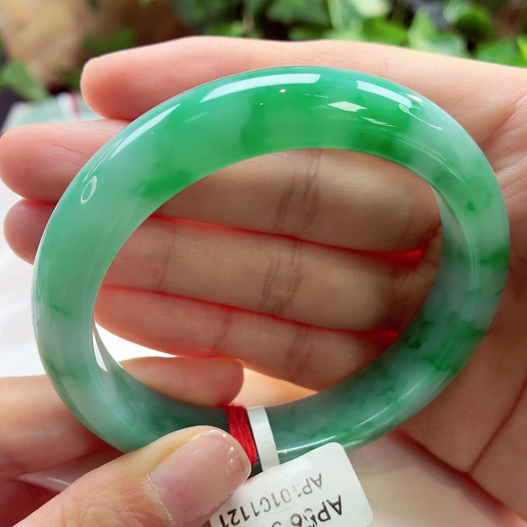 翡翠未镶嵌手镯飘绿花24