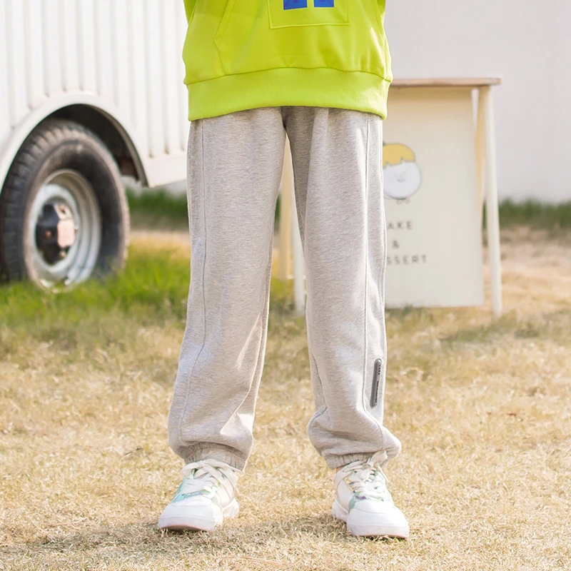 女童卫裤春秋外穿新款长裤休闲中大童秋装宽松裤子12岁女孩运动裤