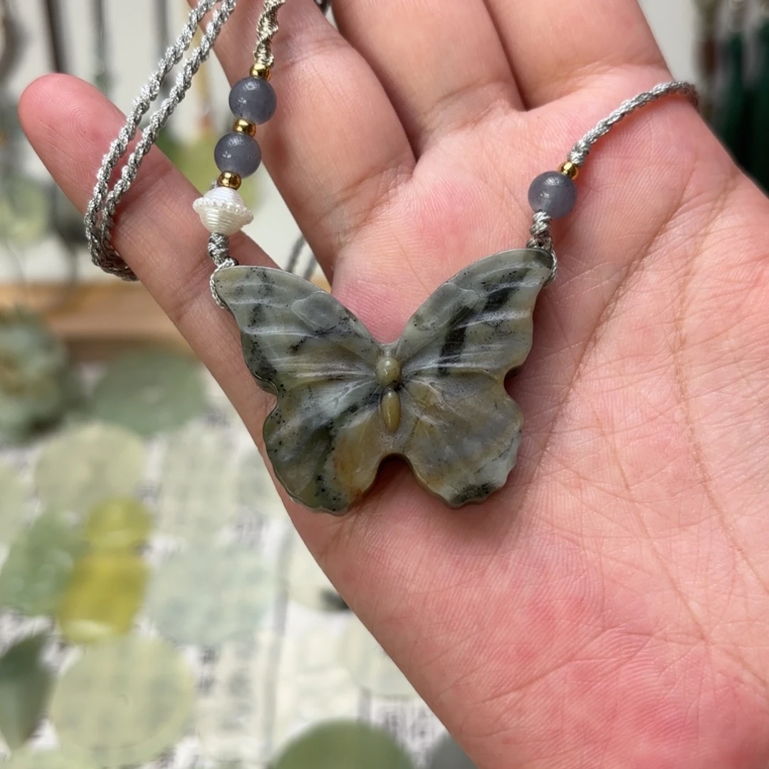 蛇纹石玉合金颈饰