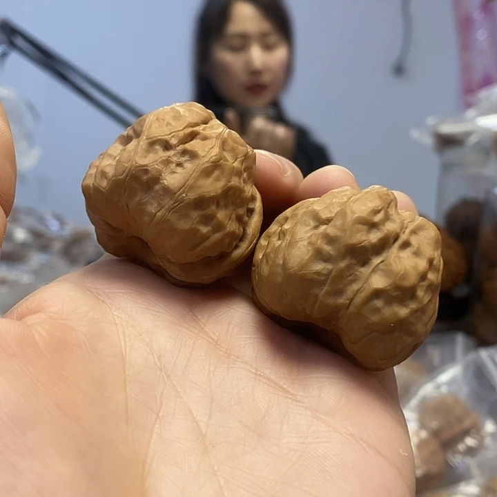 文玩核桃把件37肉蛤蟆头红皮