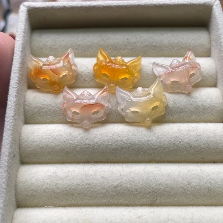 未镶嵌天然玛瑙小狐狸面具玛瑙/玉髓