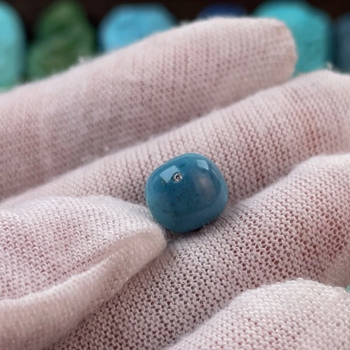 绿松石未镶嵌原矿