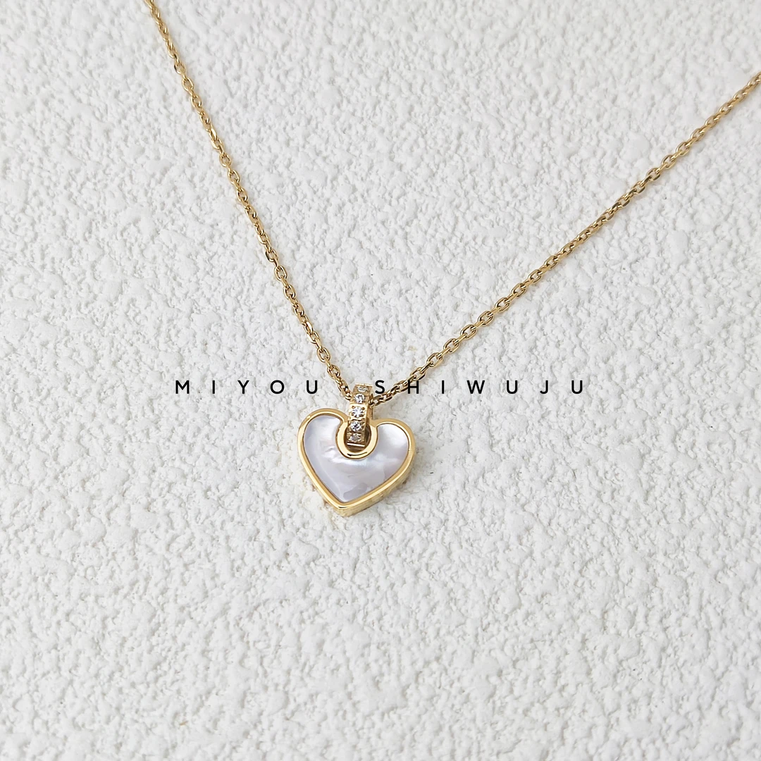 钛钢项链 钛钢金色爱心贝壳镶钻项链白色镶嵌气质经典