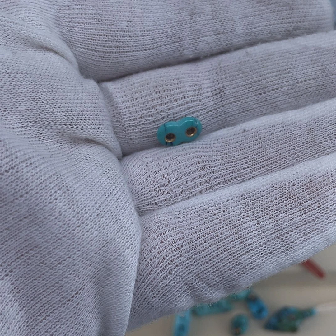 乐***舰绿松石未镶嵌珠宝奇石卡子