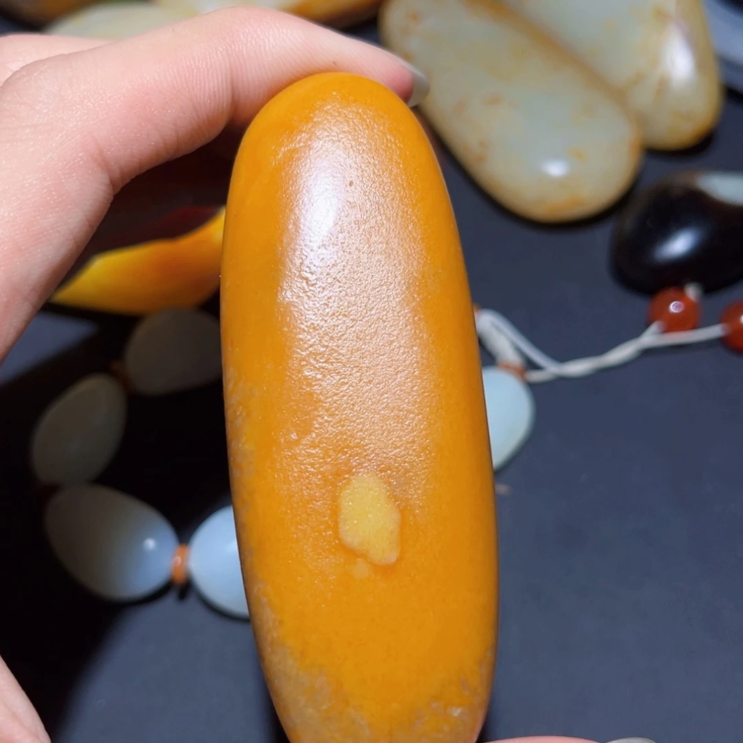 和田玉未镶嵌珠宝奇石