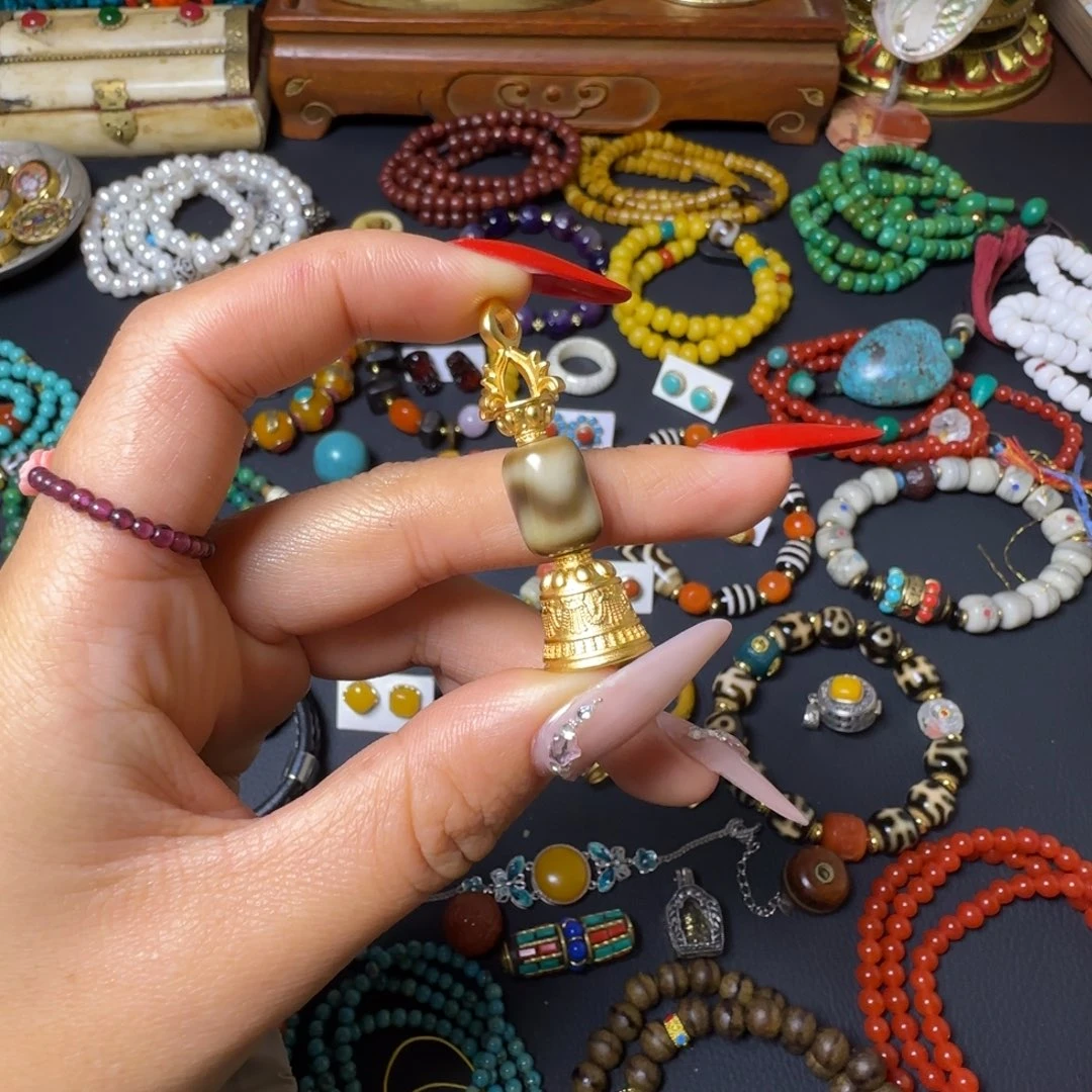 颈饰玻璃吊坠吊坠吊坠吊坠吊坠