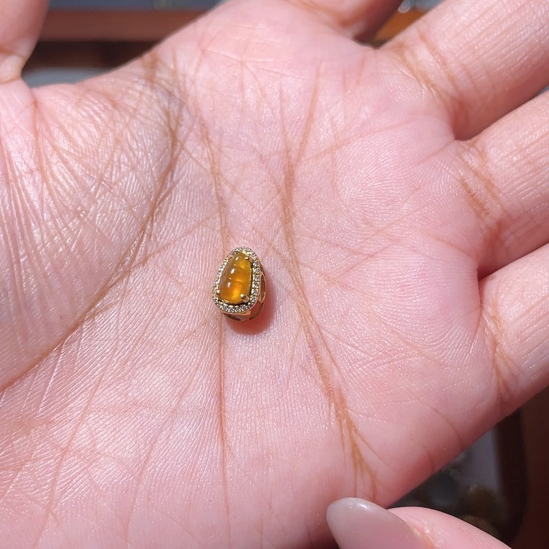吊坠(不含链)18K金镶嵌翡翠