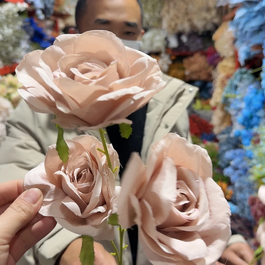 526号三头玫瑰10支