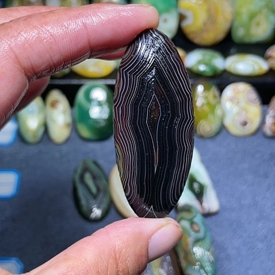 【闪购商品】未镶嵌玛瑙/玉髓珠宝奇石学