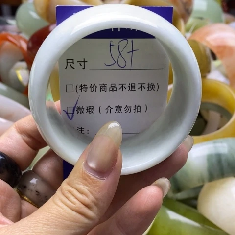 未镶嵌蛇纹石玉手镯
