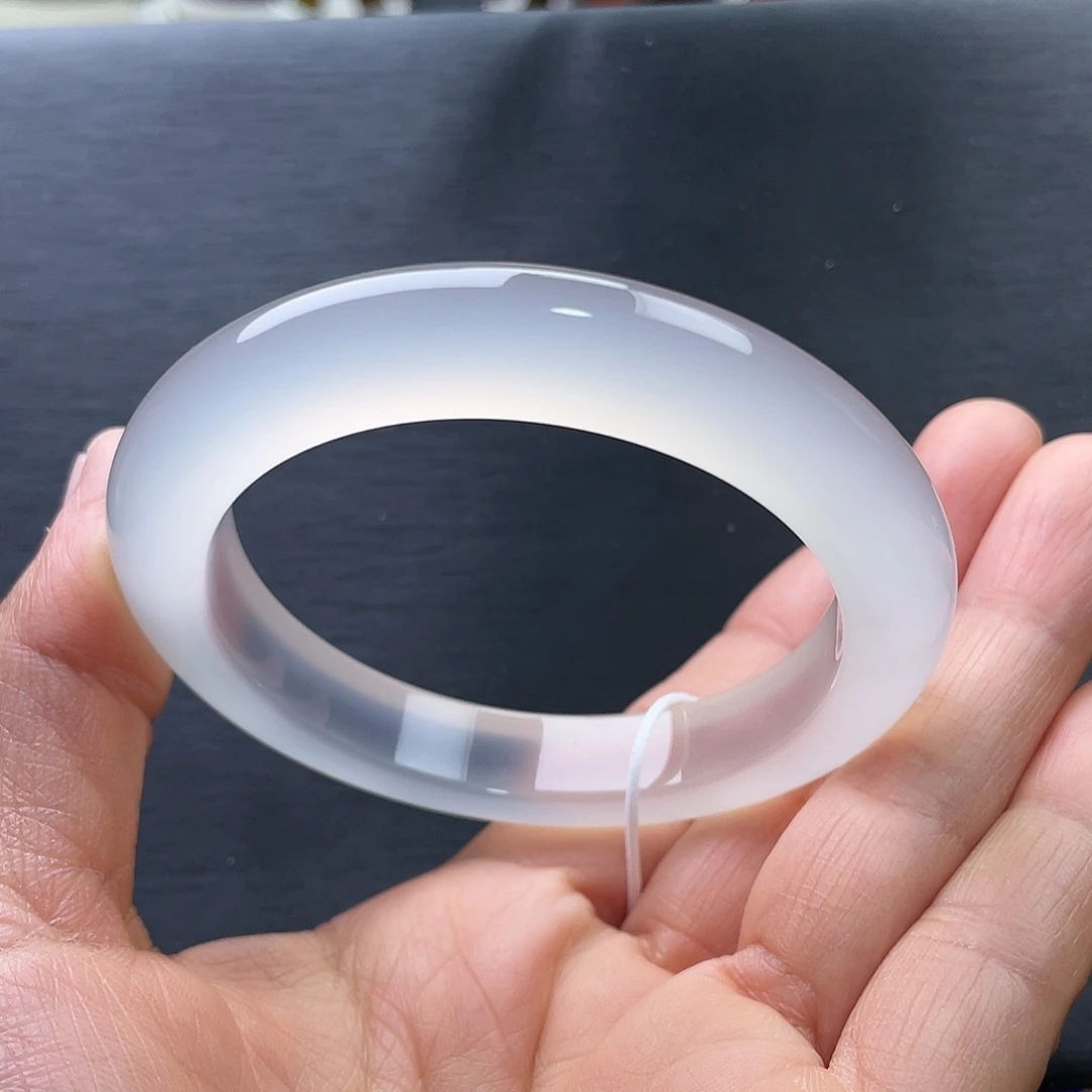 玛瑙/玉髓未镶嵌手镯56圈口