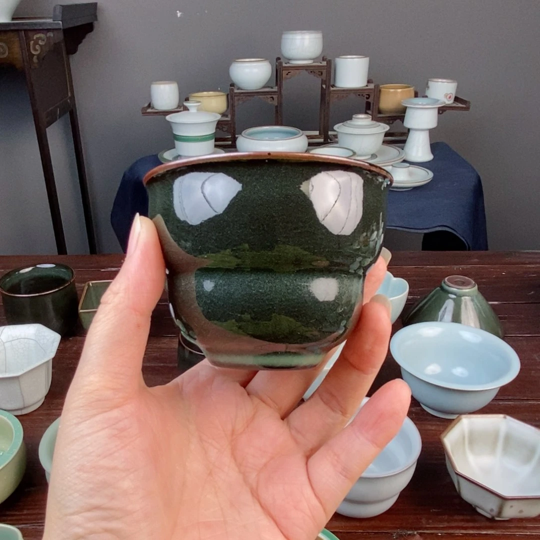 铁胎豆青葫芦杯 开片