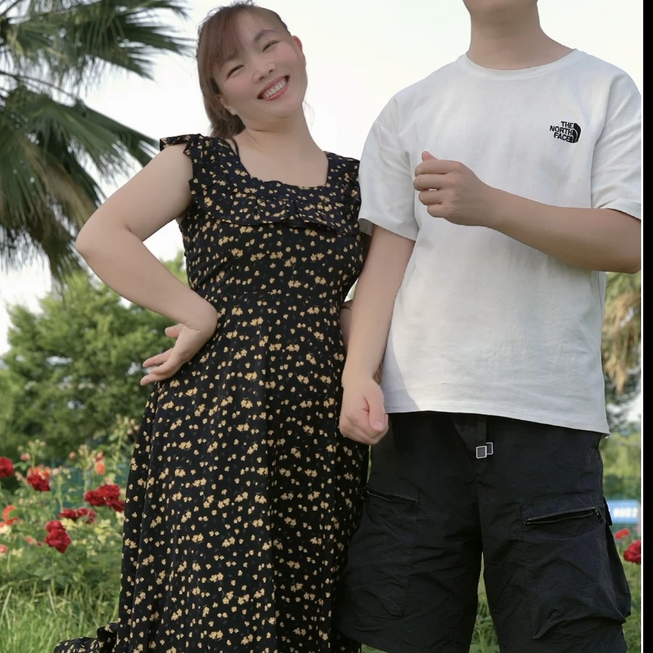 碎花连衣裙夏季遮肚显瘦A字连衣裙