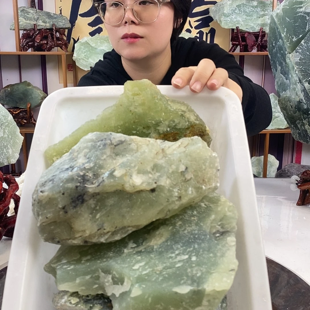 蛇纹石玉合金珠宝奇石