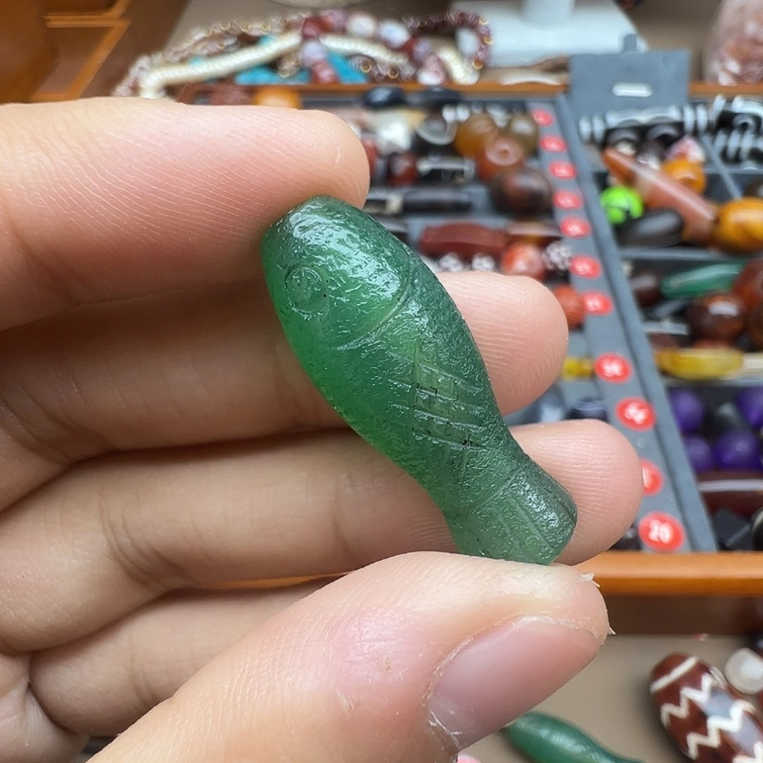 涟***未镶嵌玛瑙/玉髓珠宝半成品