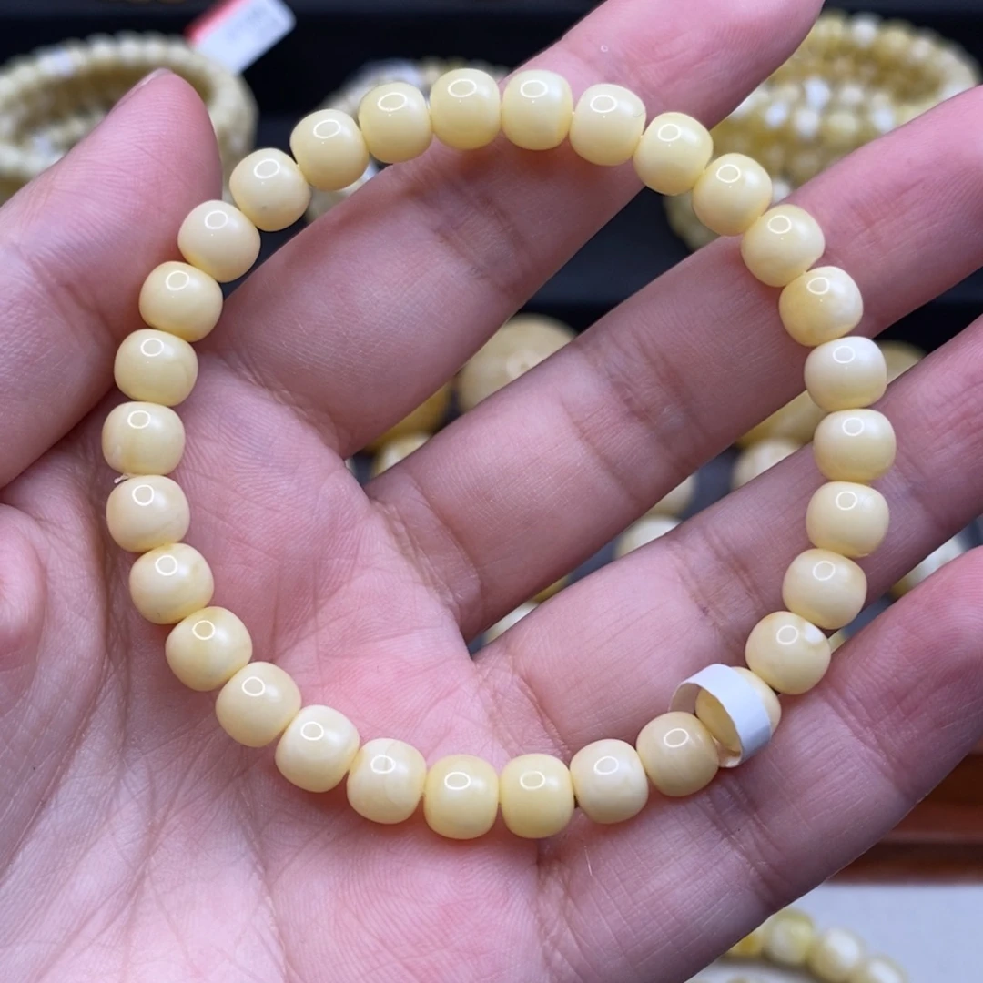 蜜蜡未镶嵌珠宝奇石7.2