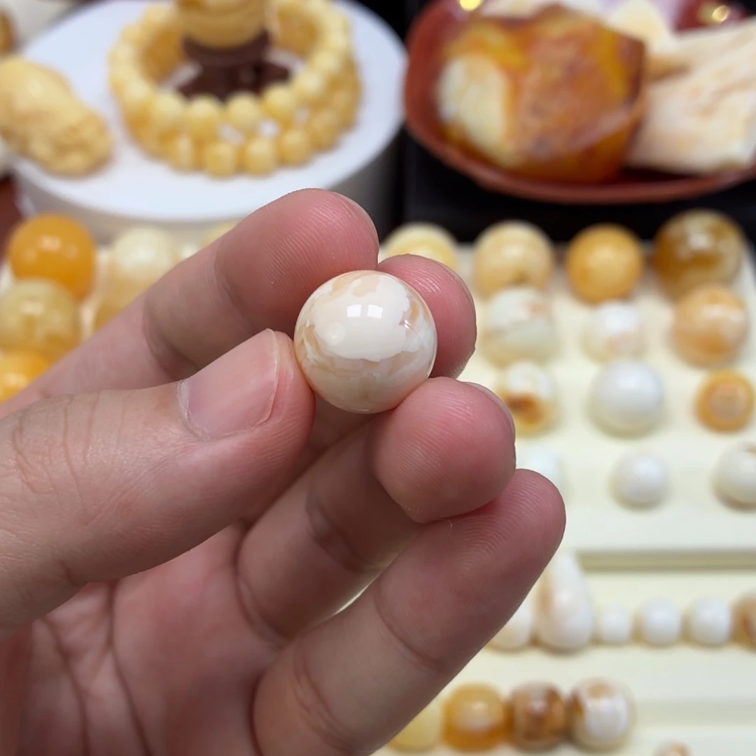 电***〉琥珀未镶嵌珠宝奇石14.8mm