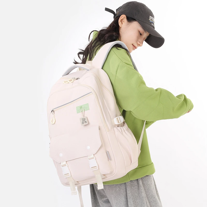 双肩包女休闲旅游轻便背包2025新款大容量书包女生初中高中大学生