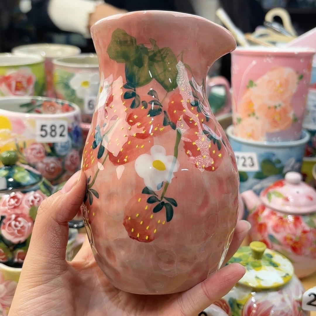 瓷片兔兔盖茨。兔兔