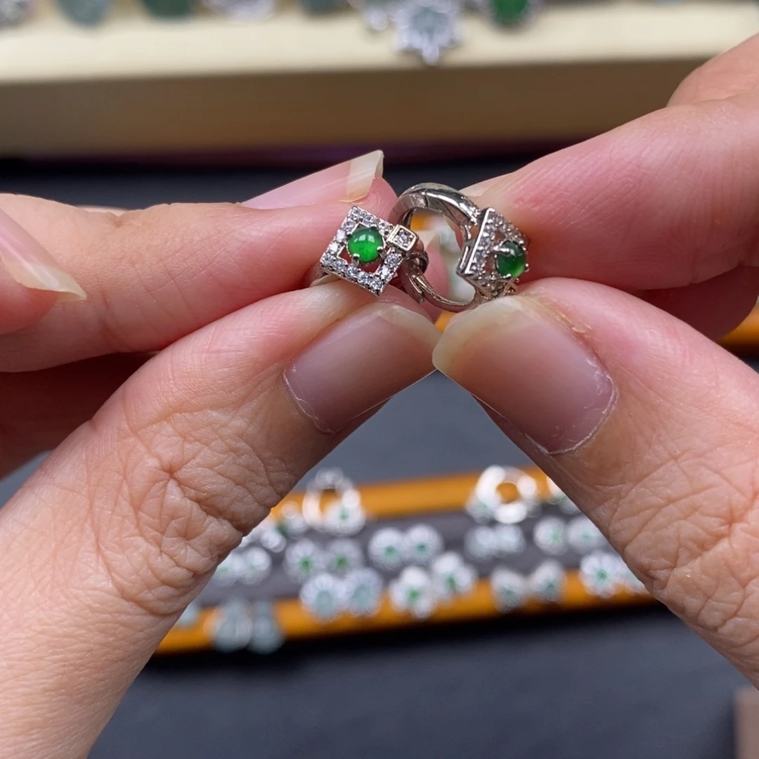 未镶嵌挂件翡翠翡翠