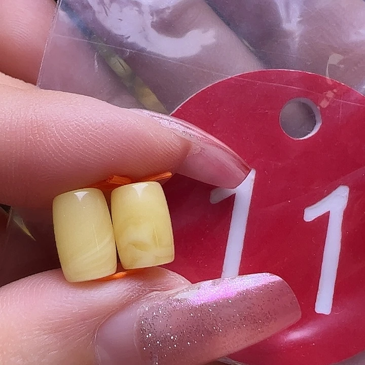 未镶嵌蜜蜡裸石5.7mm桶珠