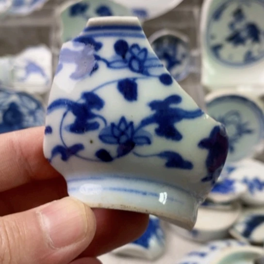 瓷片现代工艺品青花瓷片