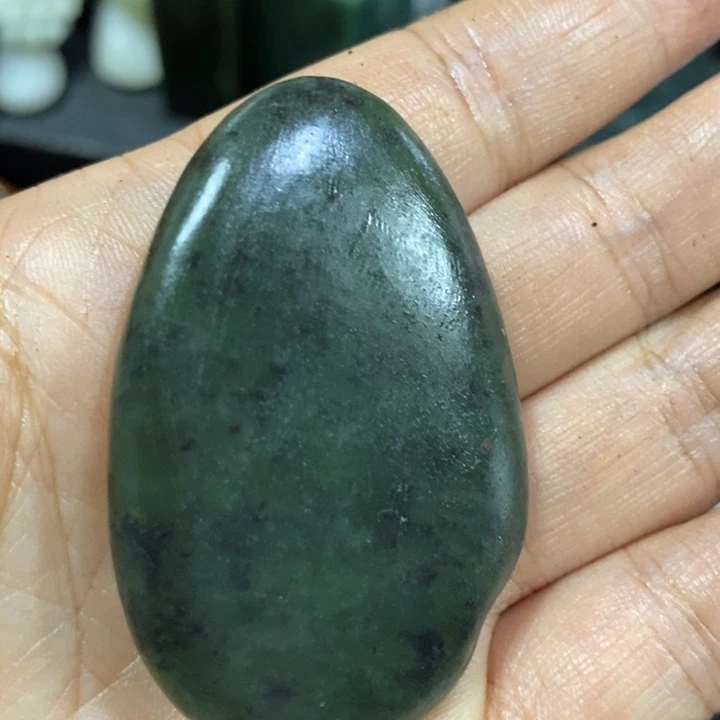 未镶嵌和田玉（糖玉）挂件
