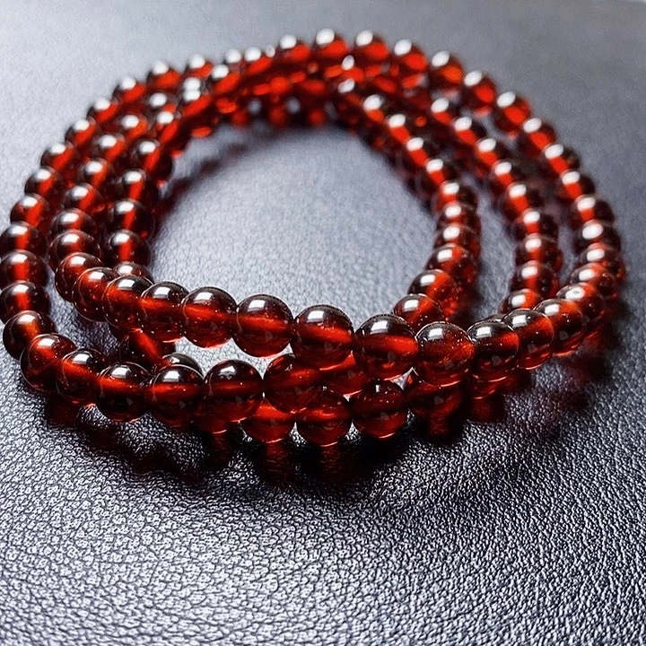 手链未镶嵌石榴石5.6 3圈毕业级