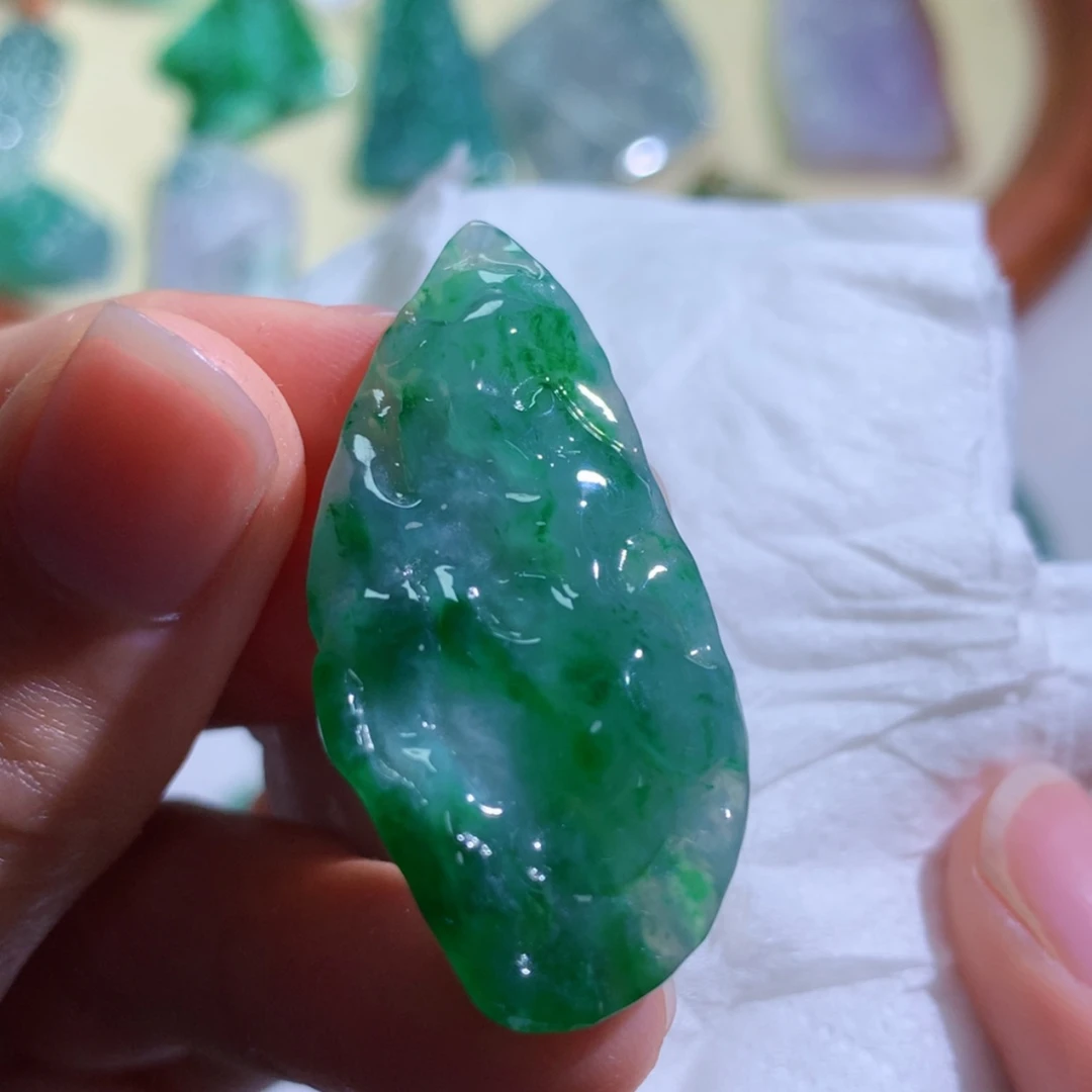 【闪购商品】翡翠吊坠(不含链)未镶嵌 1888