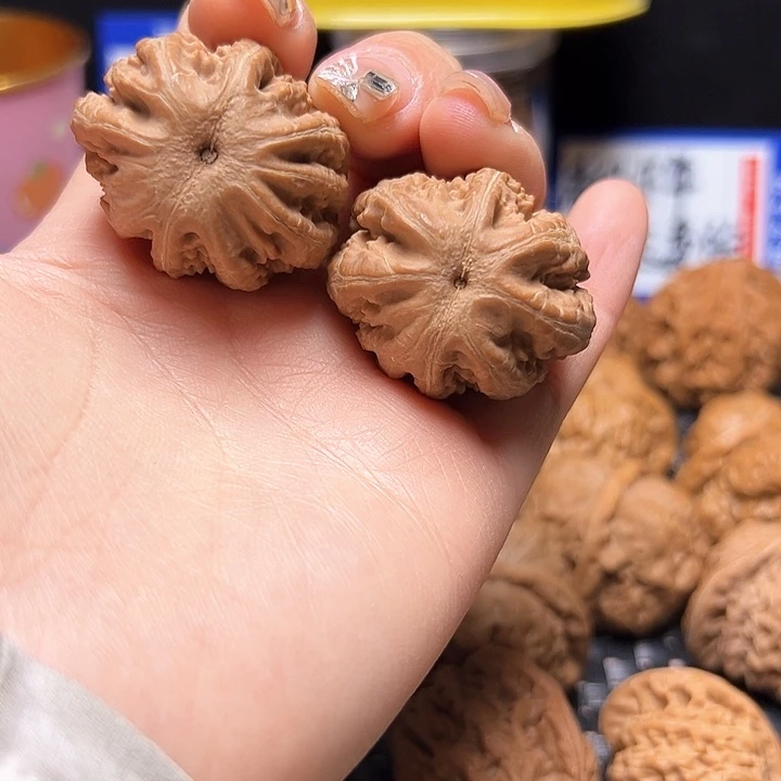 文玩核桃把件32粗筋霸王龙全