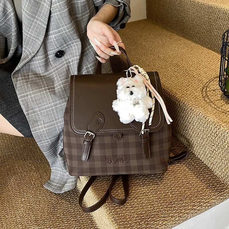 高级感复古学院风双肩包女2025英伦小众通勤包时尚休闲百搭旅行包