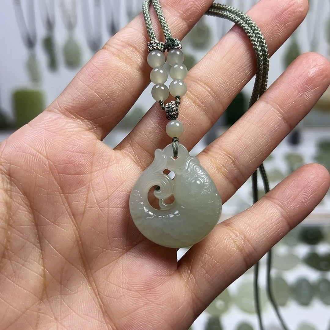 颈饰未镶嵌和田玉