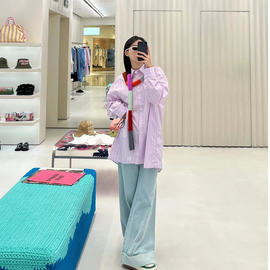 以类设计师SHORTSENTENCE大廓形抽褶长袖条纹衬衫30936