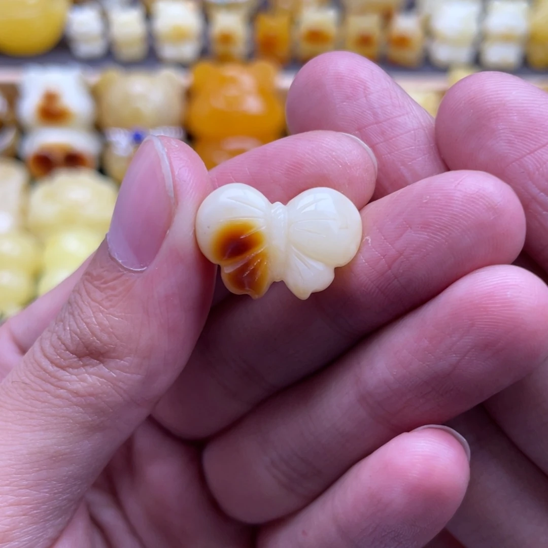 琥珀未镶嵌裸石蜜蜡